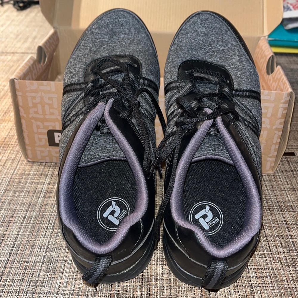 Propet Tami shoe